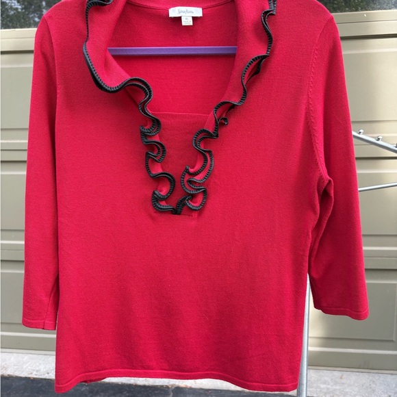 Red Ruffled Collar Top - Picture 5 of 7